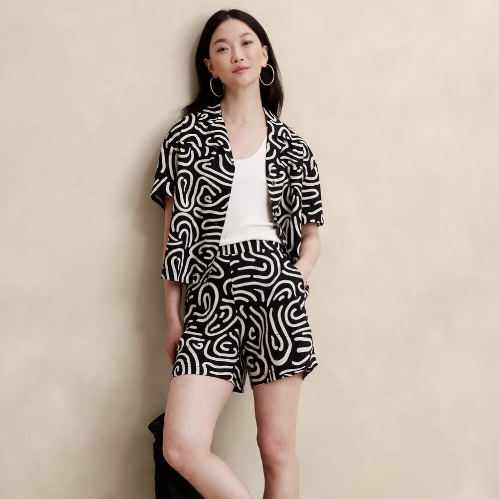 Banana Republic Linen-Blend Pull-On Short swirl abstract black and white size XL